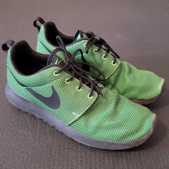 Nike Roshe Run Poison Green - Picture 2 of 8
